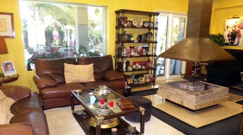 Villa for sale in Denia
