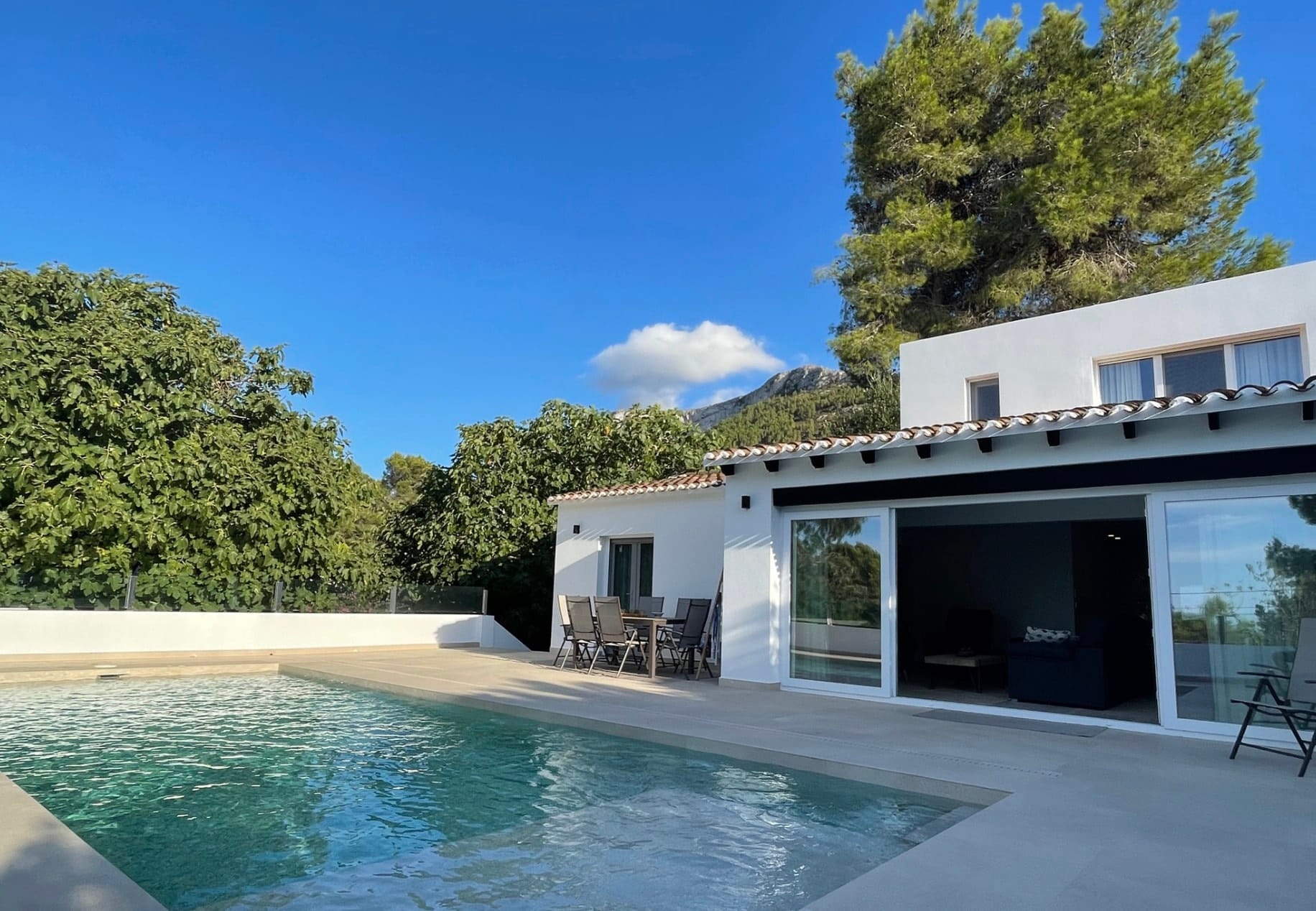 Chalet for sale in Denia