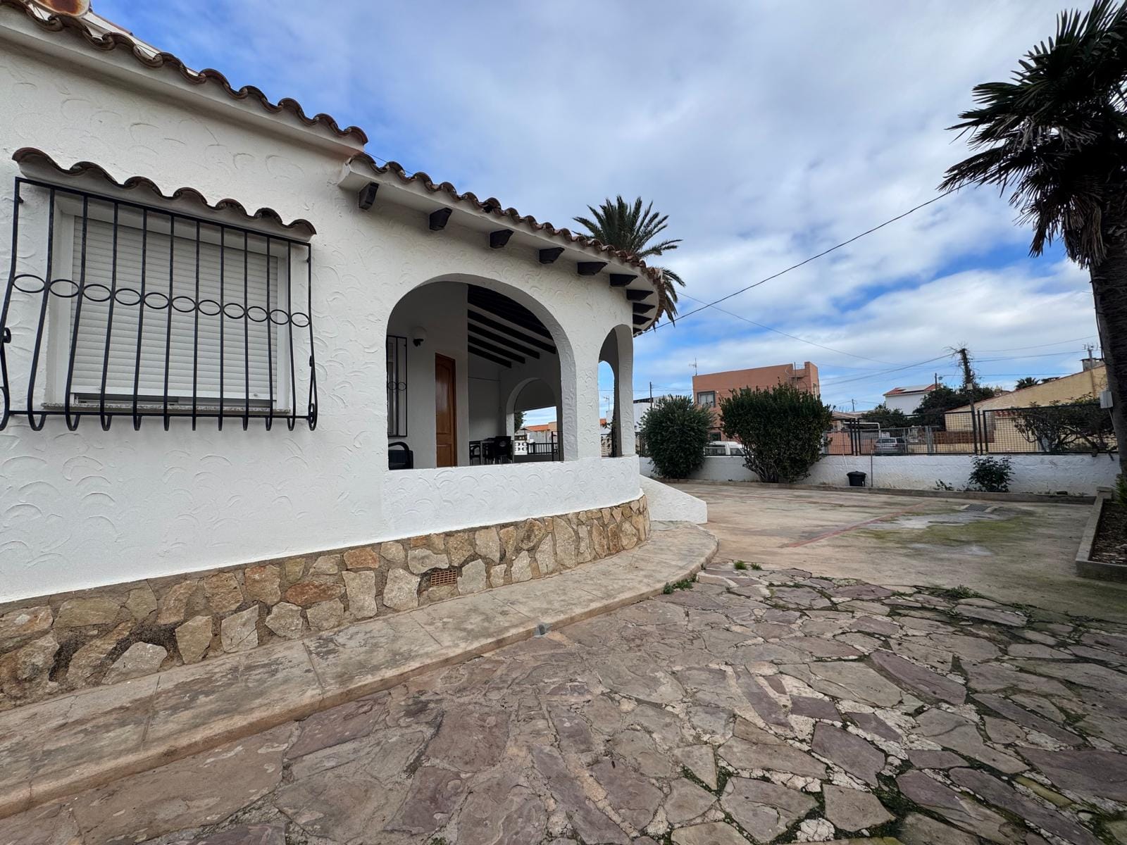 Villa for sale in Denia