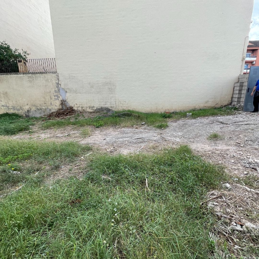 Plot for sale in Ondara
