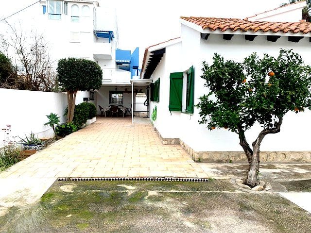 Villa en venta en Dénia