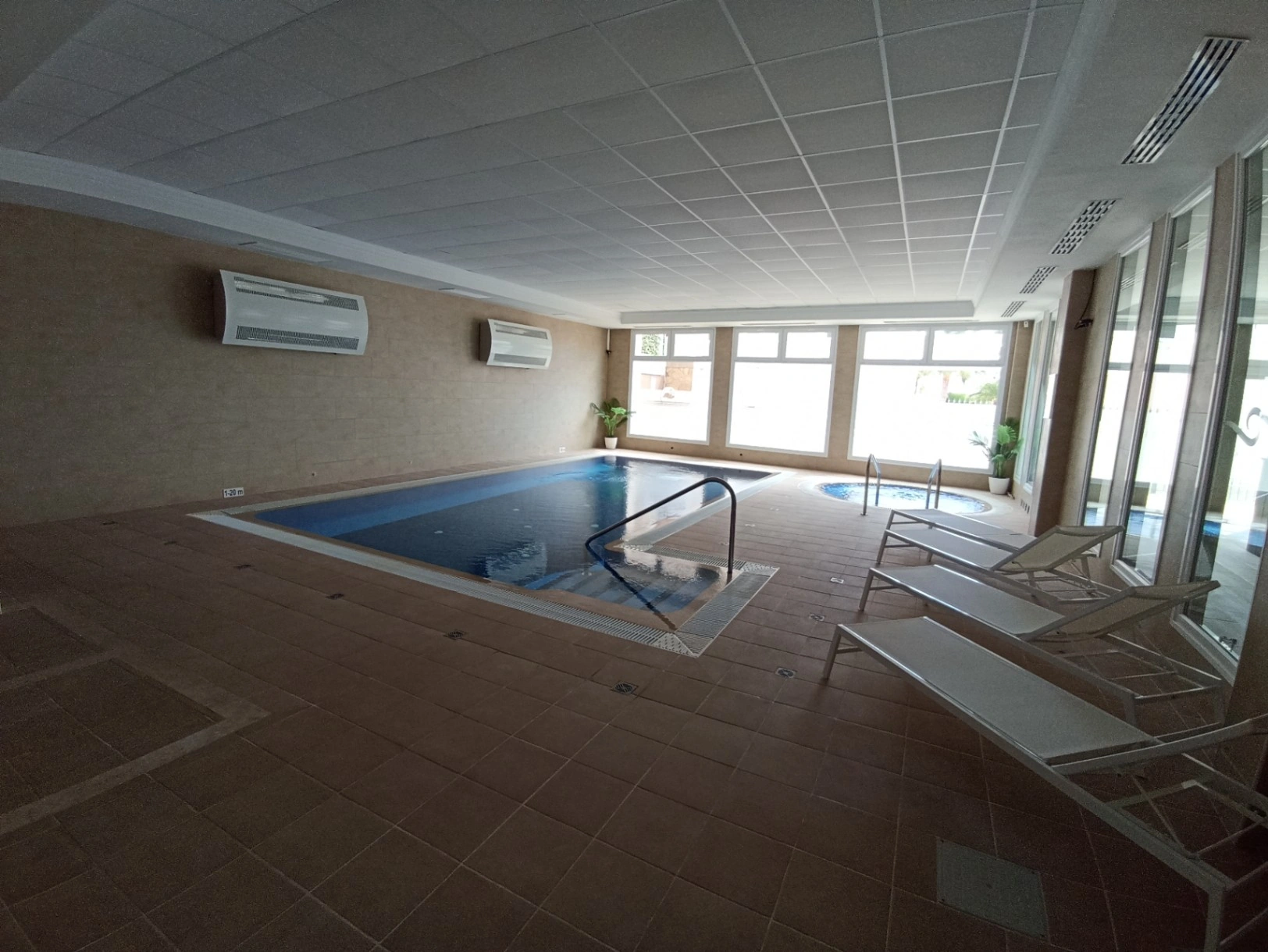 A0850 - Luxe appartement in een paradijselijk complex dicht bij het strand en voorzieningen