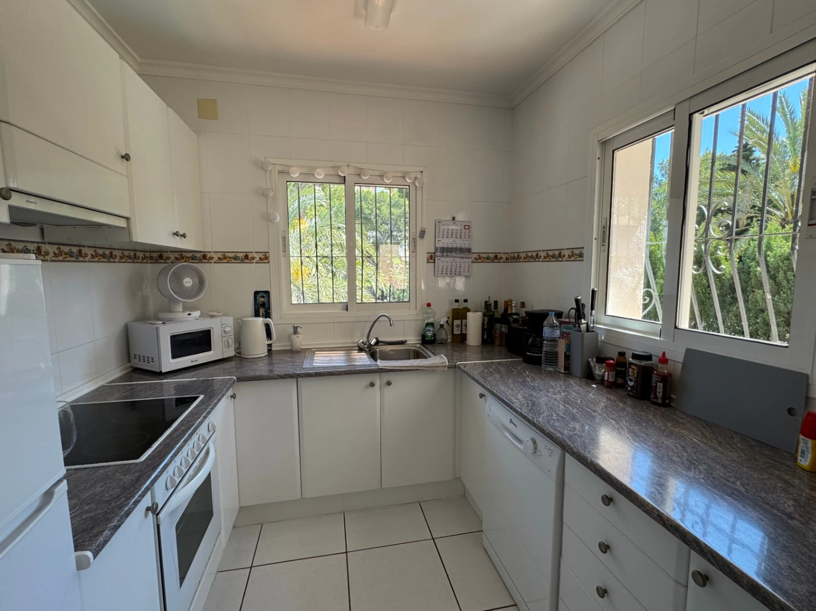 Villa met 4 slaapkamers te koop in Benissa Costa, Baladrar, dicht bij zee
