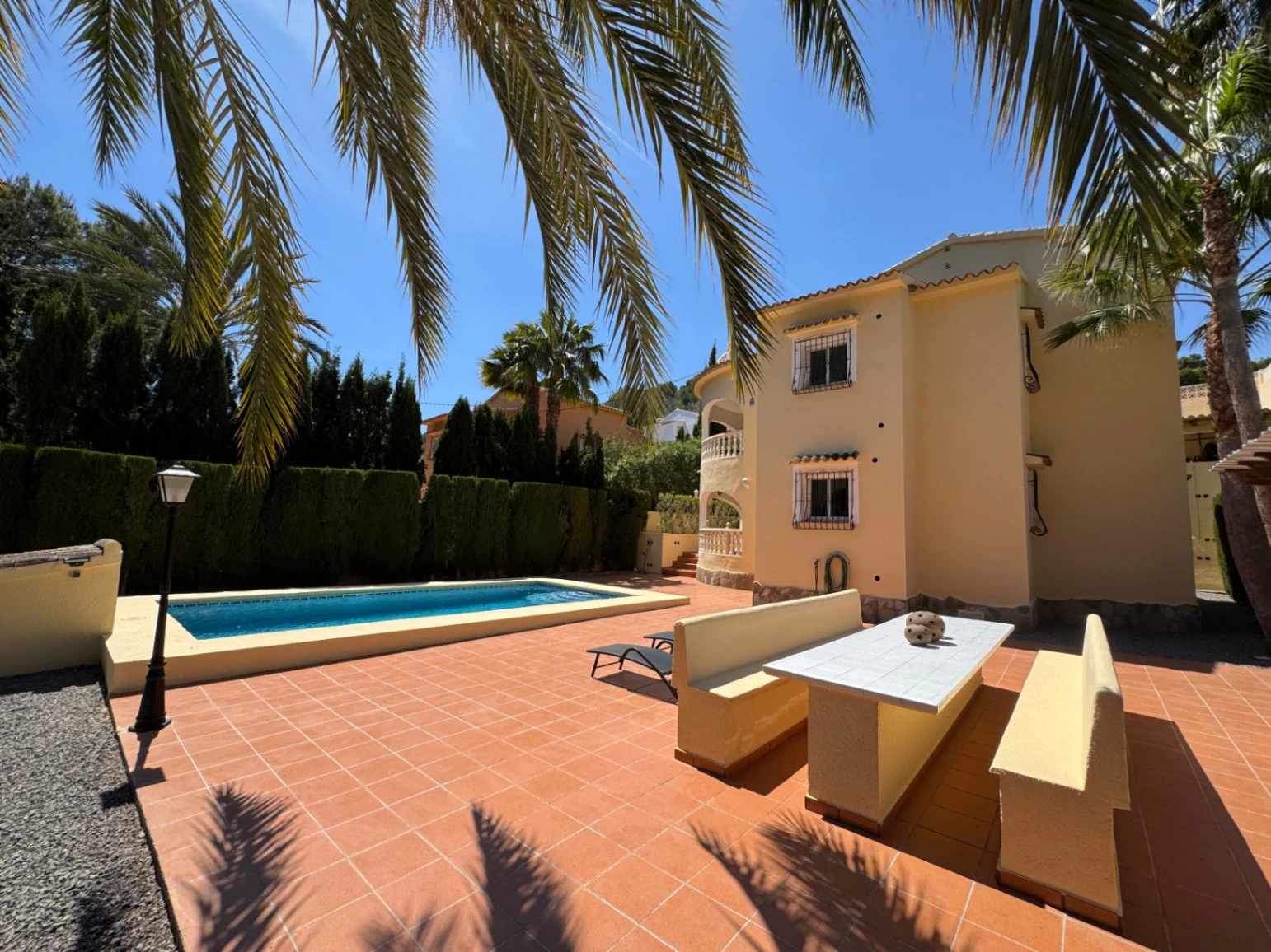 Villa met 4 slaapkamers te koop in Benissa Costa, Baladrar, dicht bij zee