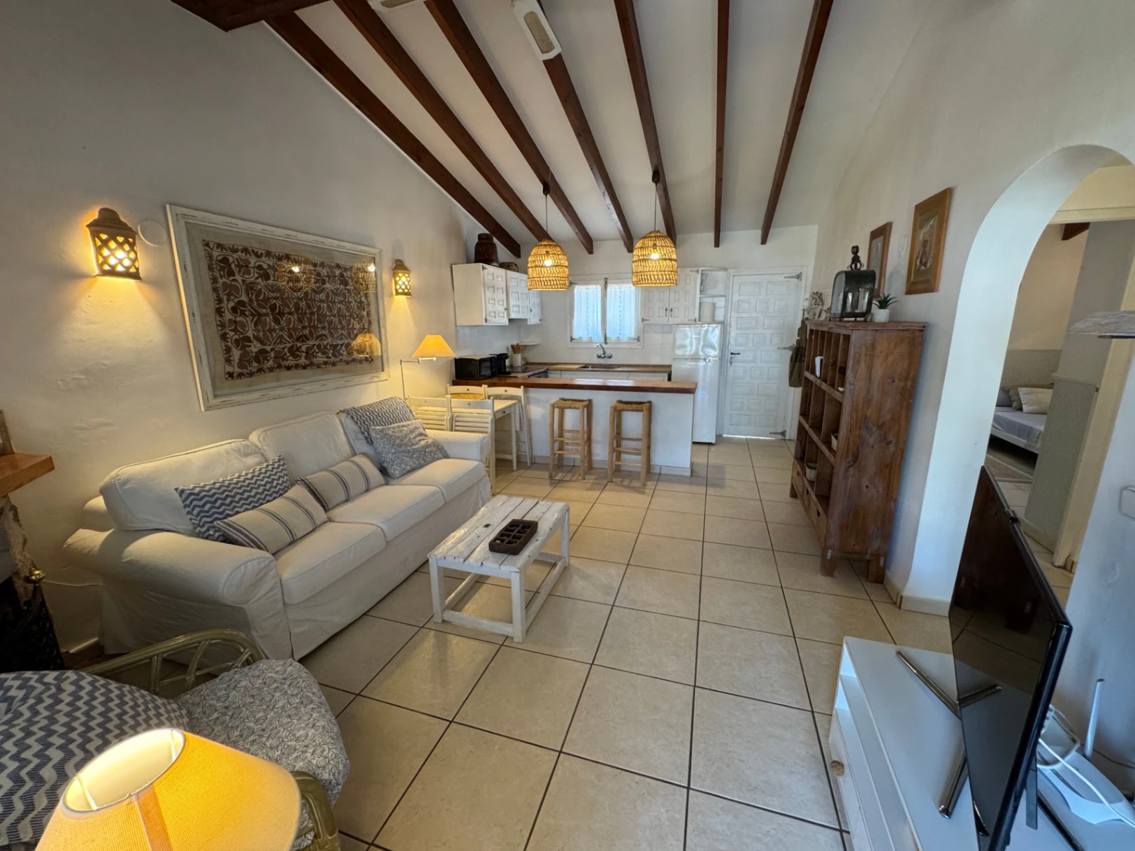 B1490 - Bungalow for sale in Moraira | Communal pool, open views, walking distance to town