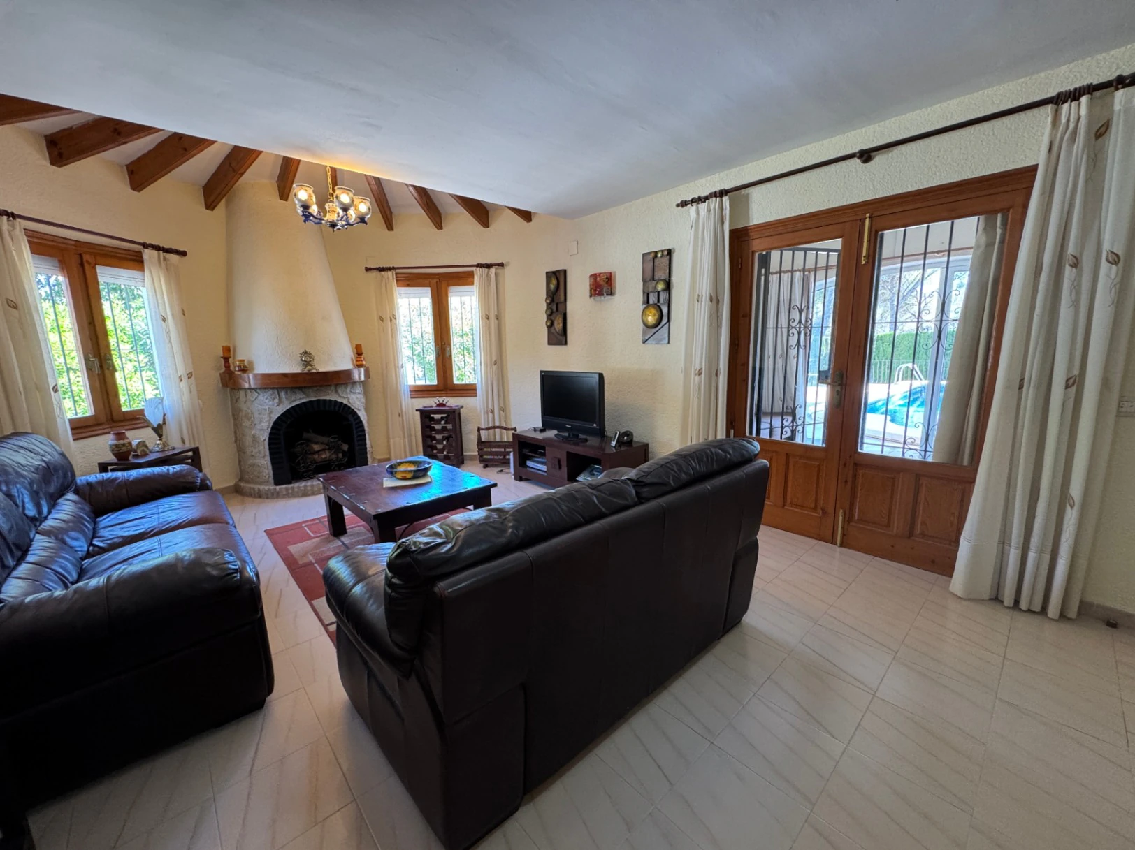 Villa te koop in Moraira | Gelijkvloers, privézwembad, dichtbij het strand (Cometa)