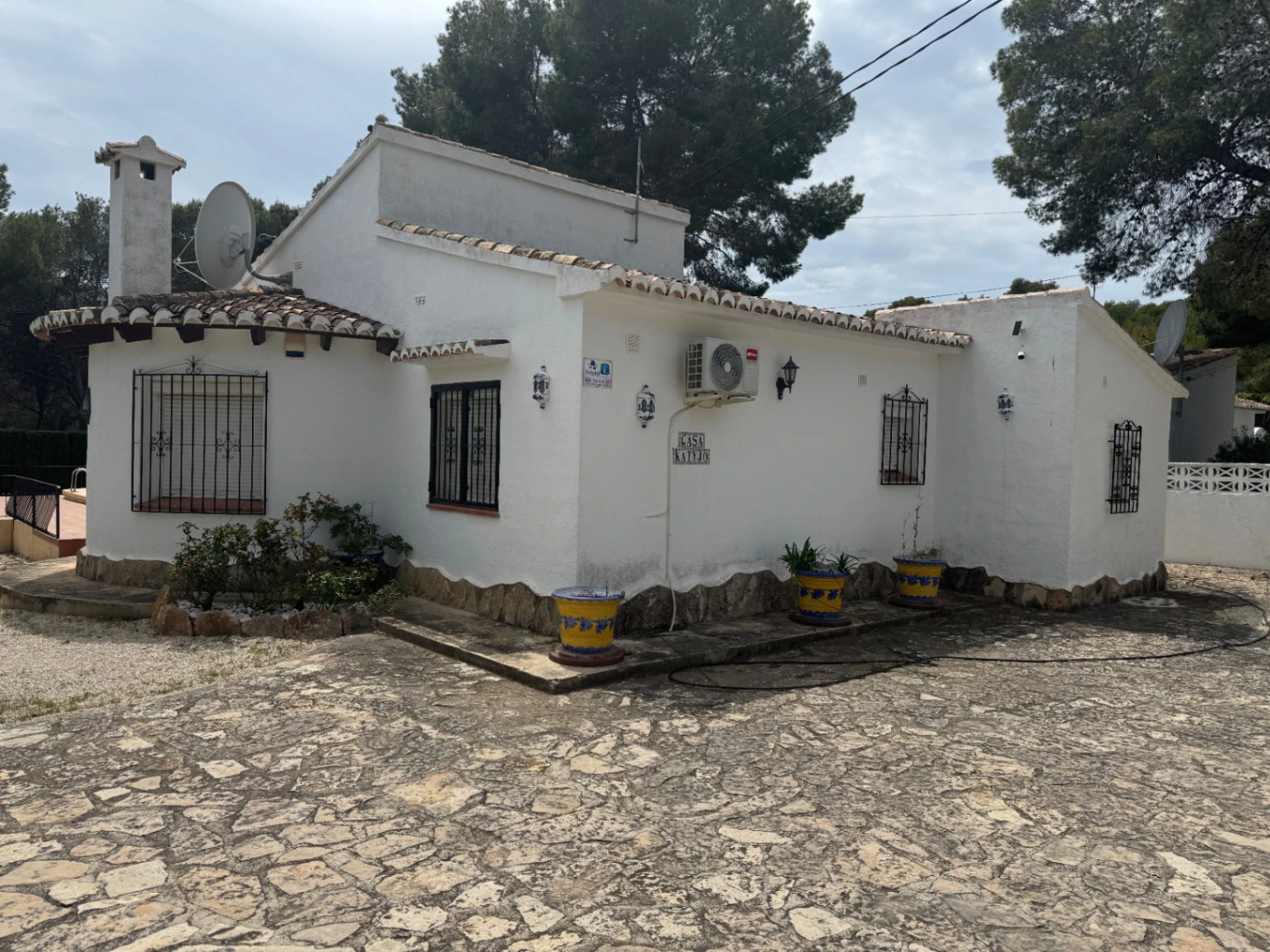 Villa te koop in Moraira | Gelijkvloers, privézwembad, dichtbij het strand (Cometa)