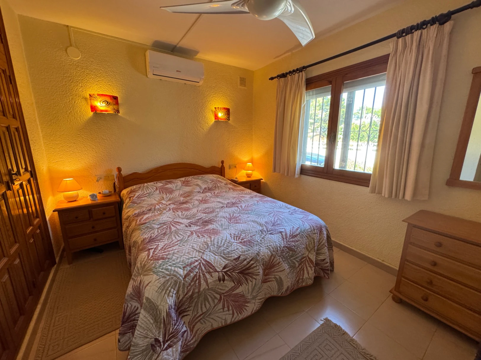 Villa te koop in Moraira | Gelijkvloers, privézwembad, dichtbij het strand (Cometa)