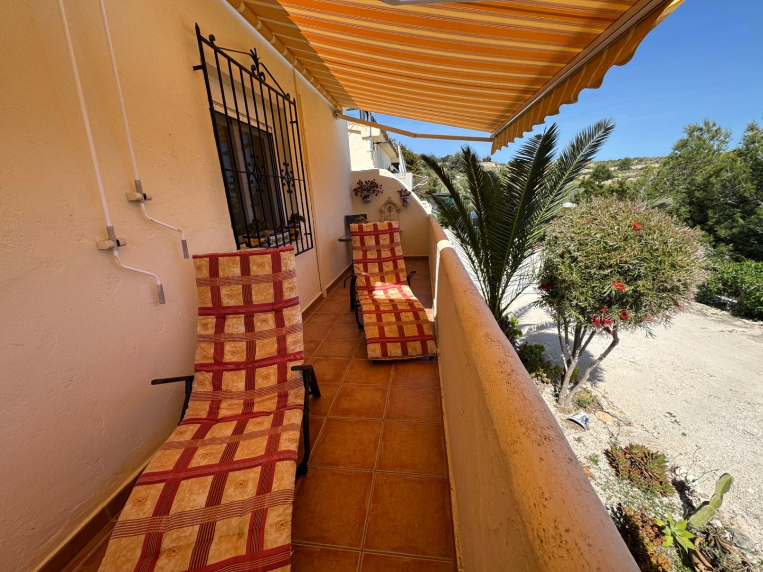 A0872 - 2 Bedroom Apartment for Sale in Teulada near Moraira – Sea Views & Pool