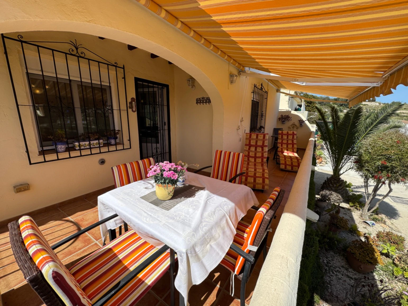 A0872 - 2 Bedroom Apartment for Sale in Teulada near Moraira – Sea Views & Pool