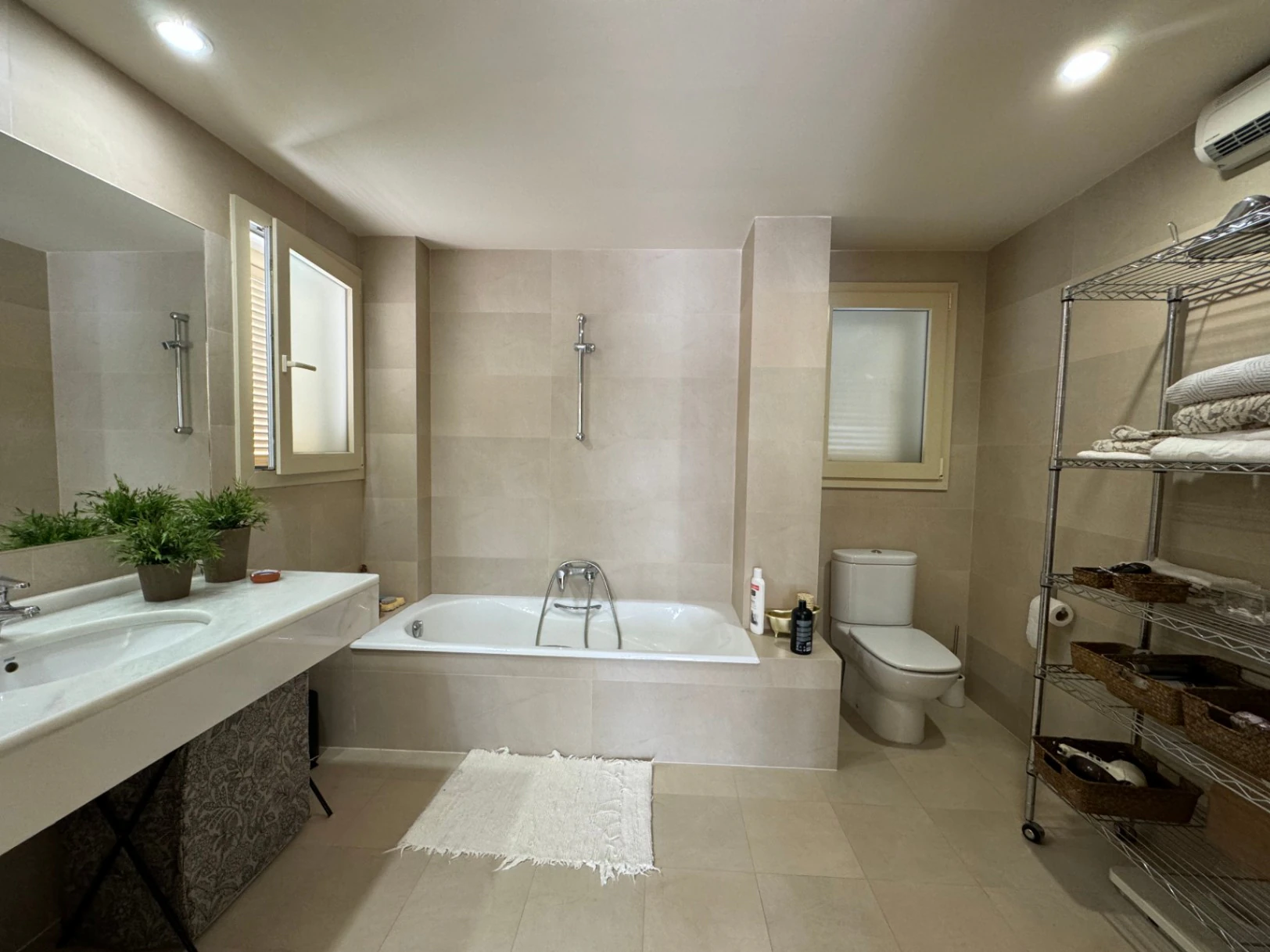 Apartamento de lujo en Moraira Club en planta baja con gran terraza cerca de la playa