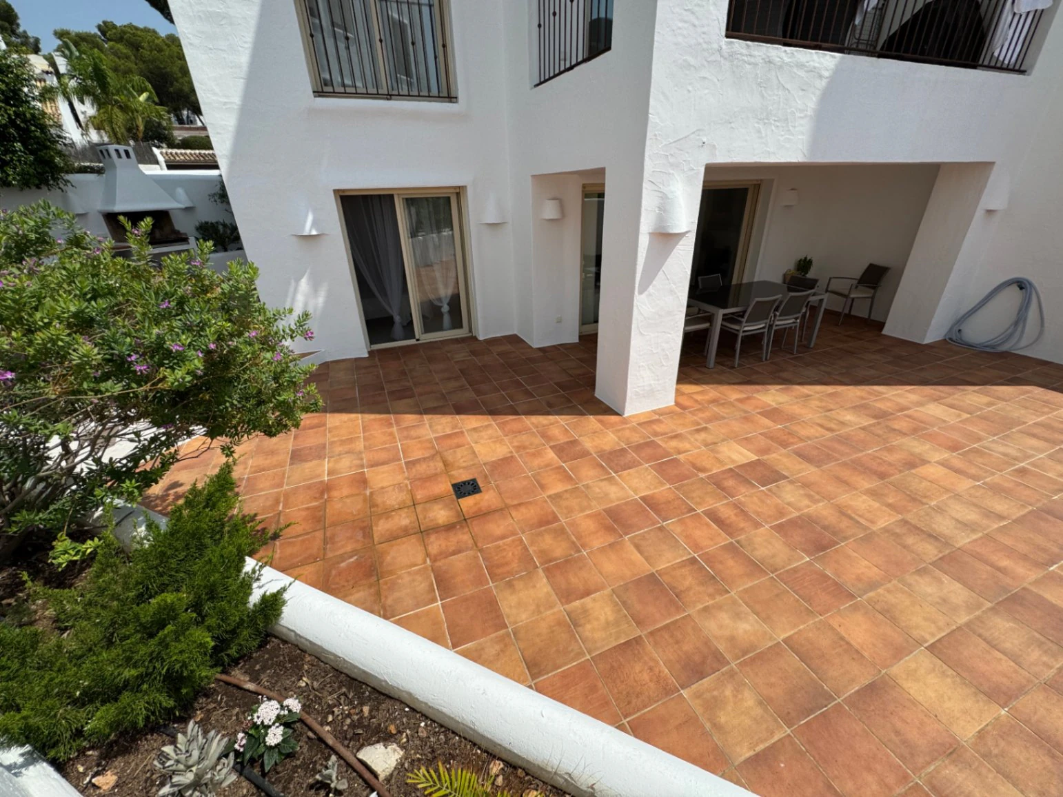 Apartamento de lujo en Moraira Club en planta baja con gran terraza cerca de la playa