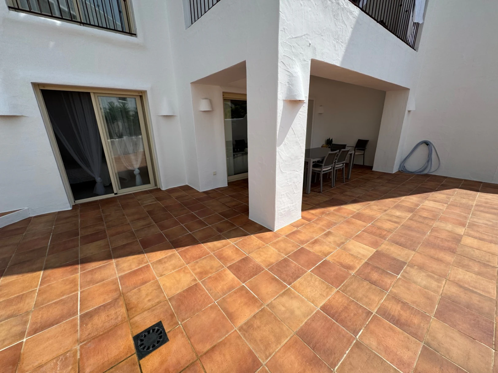 Apartamento de lujo en Moraira Club en planta baja con gran terraza cerca de la playa