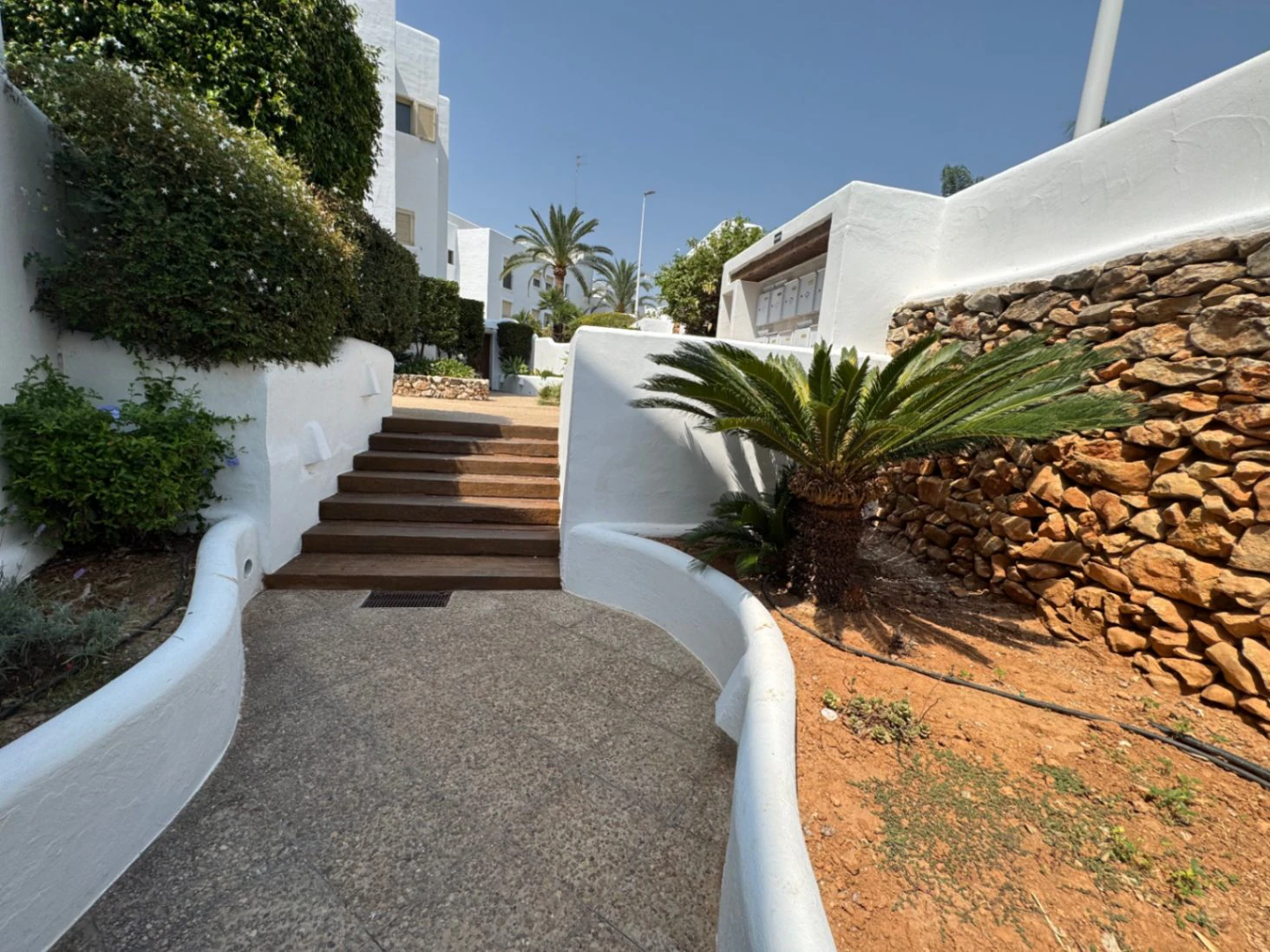 Apartamento de lujo en Moraira Club en planta baja con gran terraza cerca de la playa