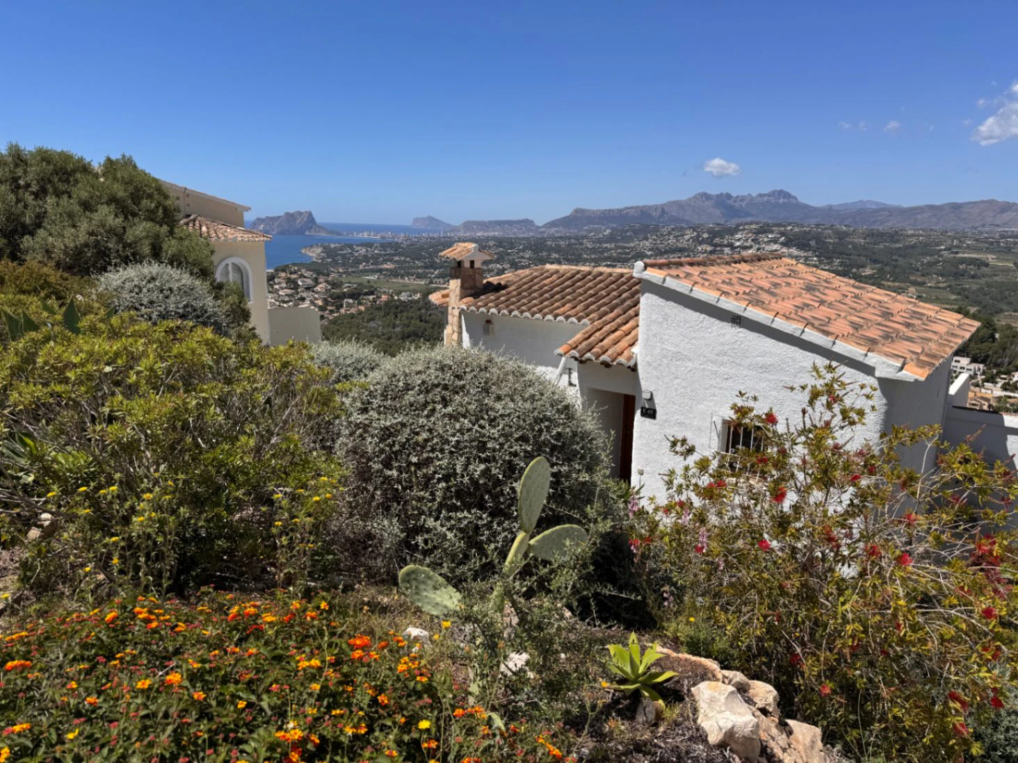 Mediterrane villa met zwembad en uniek zeezicht in Cumbre del Sol