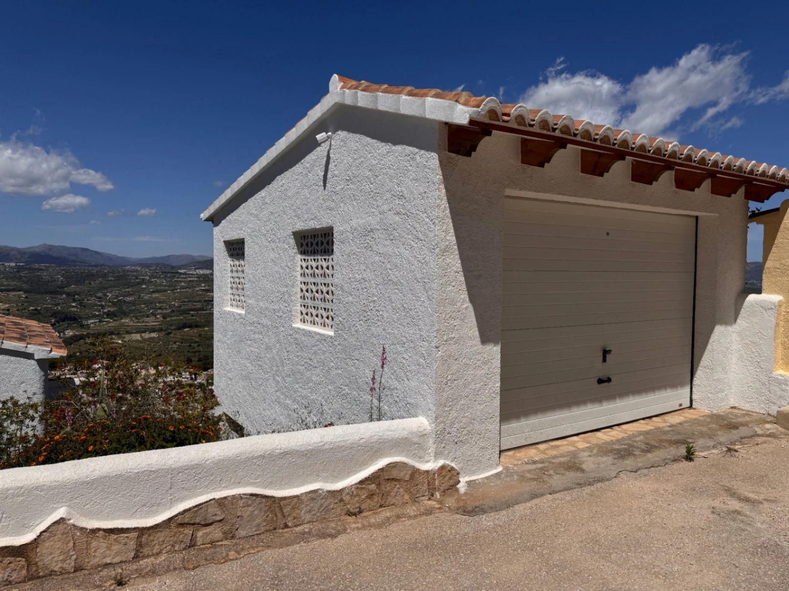 Mediterrane villa met zwembad en uniek zeezicht in Cumbre del Sol