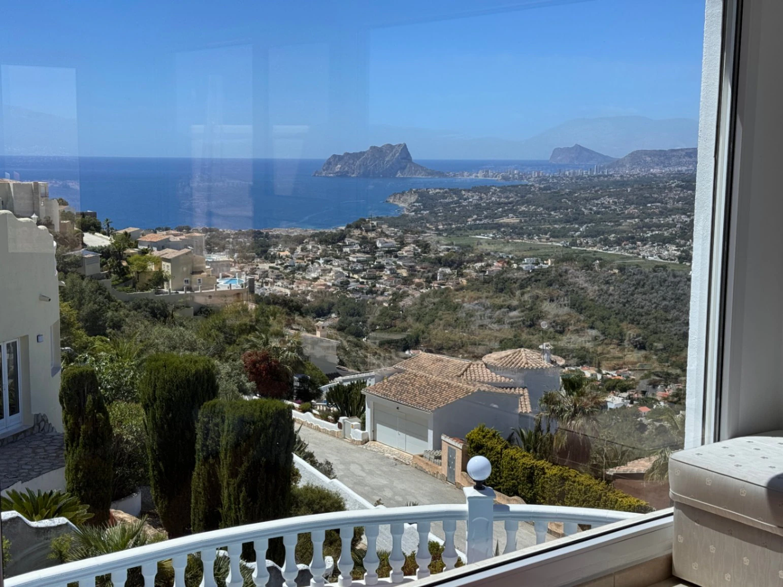 Mediterrane villa met zwembad en uniek zeezicht in Cumbre del Sol