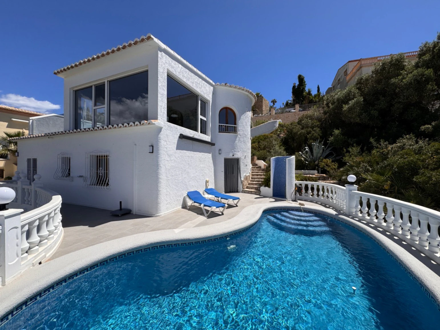 Mediterranean villa with pool and unique sea views in Cumbre del Sol
