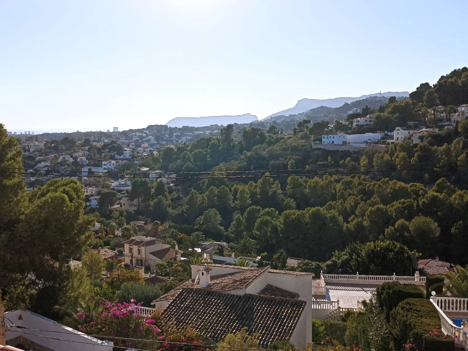 Villa in Moraira with sea views, swimming pool and independent apartments near the golf course - 2
