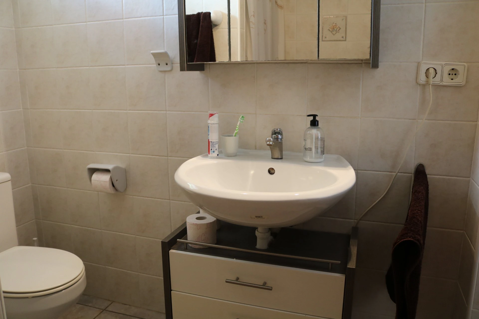 Villa in Moraira with sea views, swimming pool and independent apartments near the golf course
