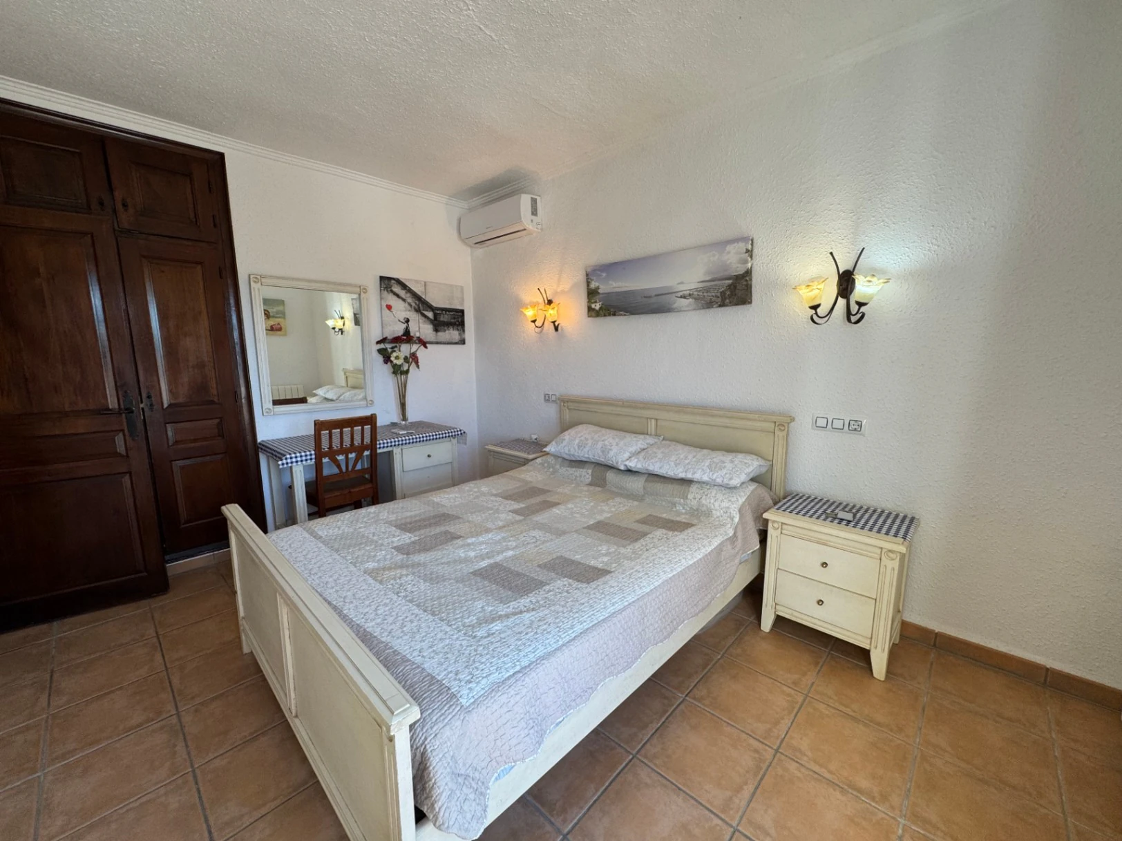 A0868 - Apartment in Villotel nahe Moraira zu verkaufen mit Pool und Stellplatz