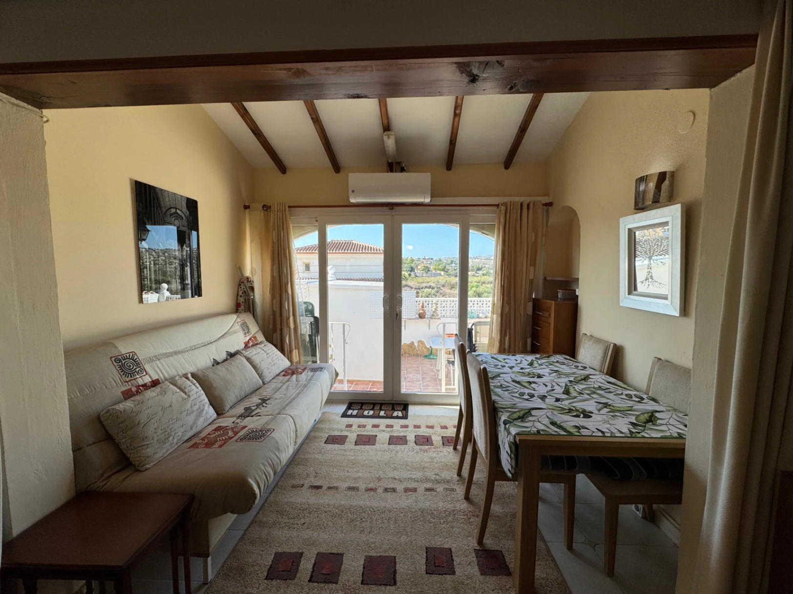 B1489 - Terraced house for sale in Moraira with 2 communal pools in residential area