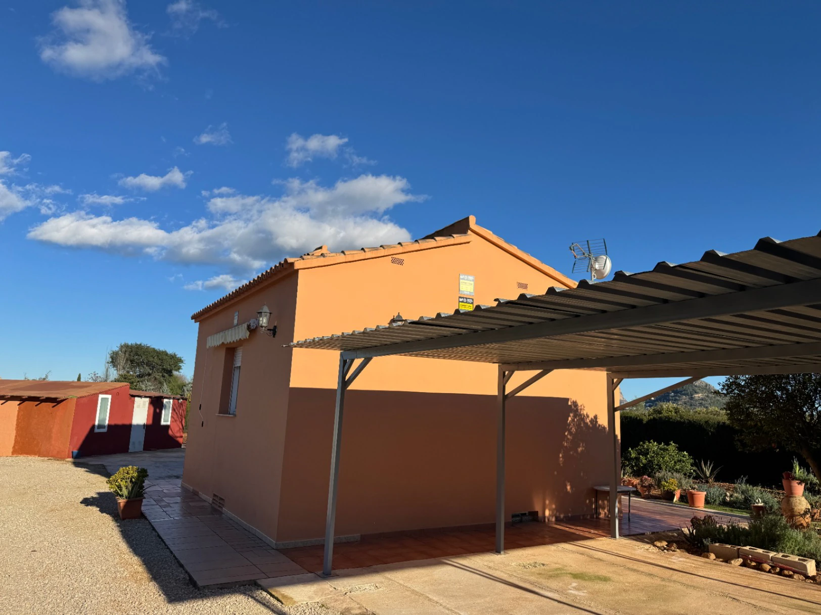 F0209 - Retreat/cottage for lovers of farm produce