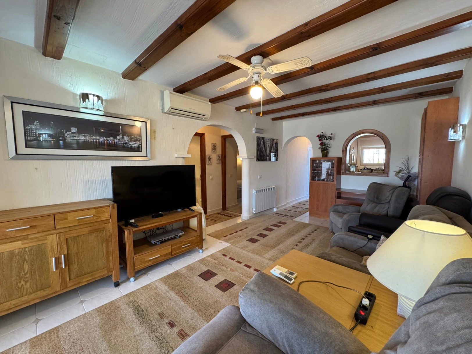 B1489 - Terraced house for sale in Moraira with 2 communal pools in residential area