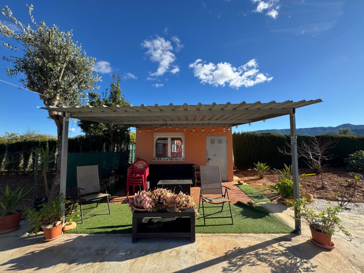 F0209 - Retreat/cottage for lovers of farm produce