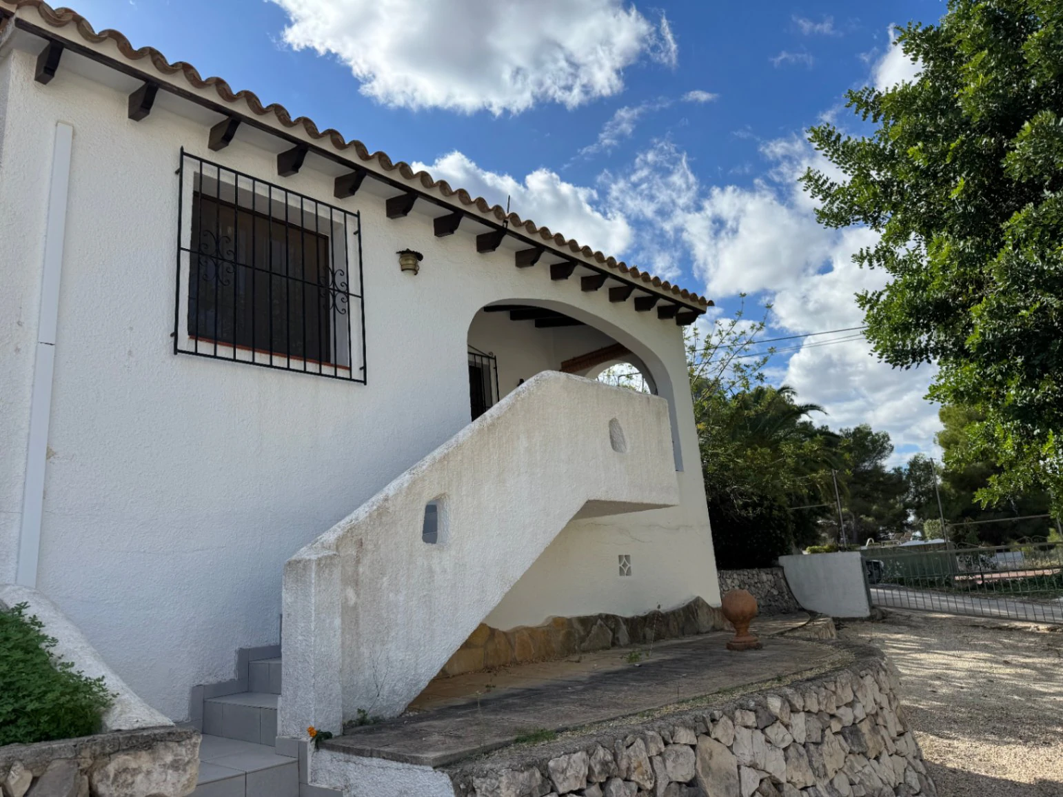 B1491 - Moraira, Semi-adosado en una bonita urbanización, andando a playa y pueblo