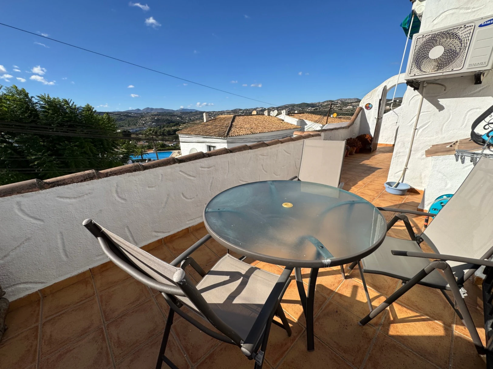 A0868 - Apartamento en venta en Villotel, cerca de Moraira, con piscina y garaje