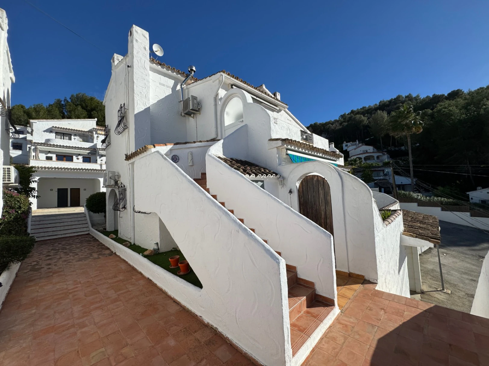 A0868 - Apartamento en venta en Villotel, cerca de Moraira, con piscina y garaje