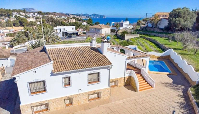 CH3394 - Villa à Benissa-Costa, très proche de la plage de La Fustera