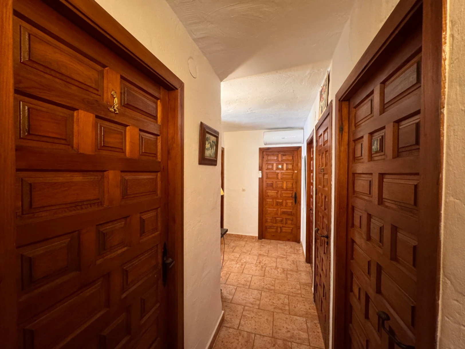 B1496 - Chalet semiadosado con vistas panorámicas y piscina comunitaria en Benitachell, cerca de Moraira