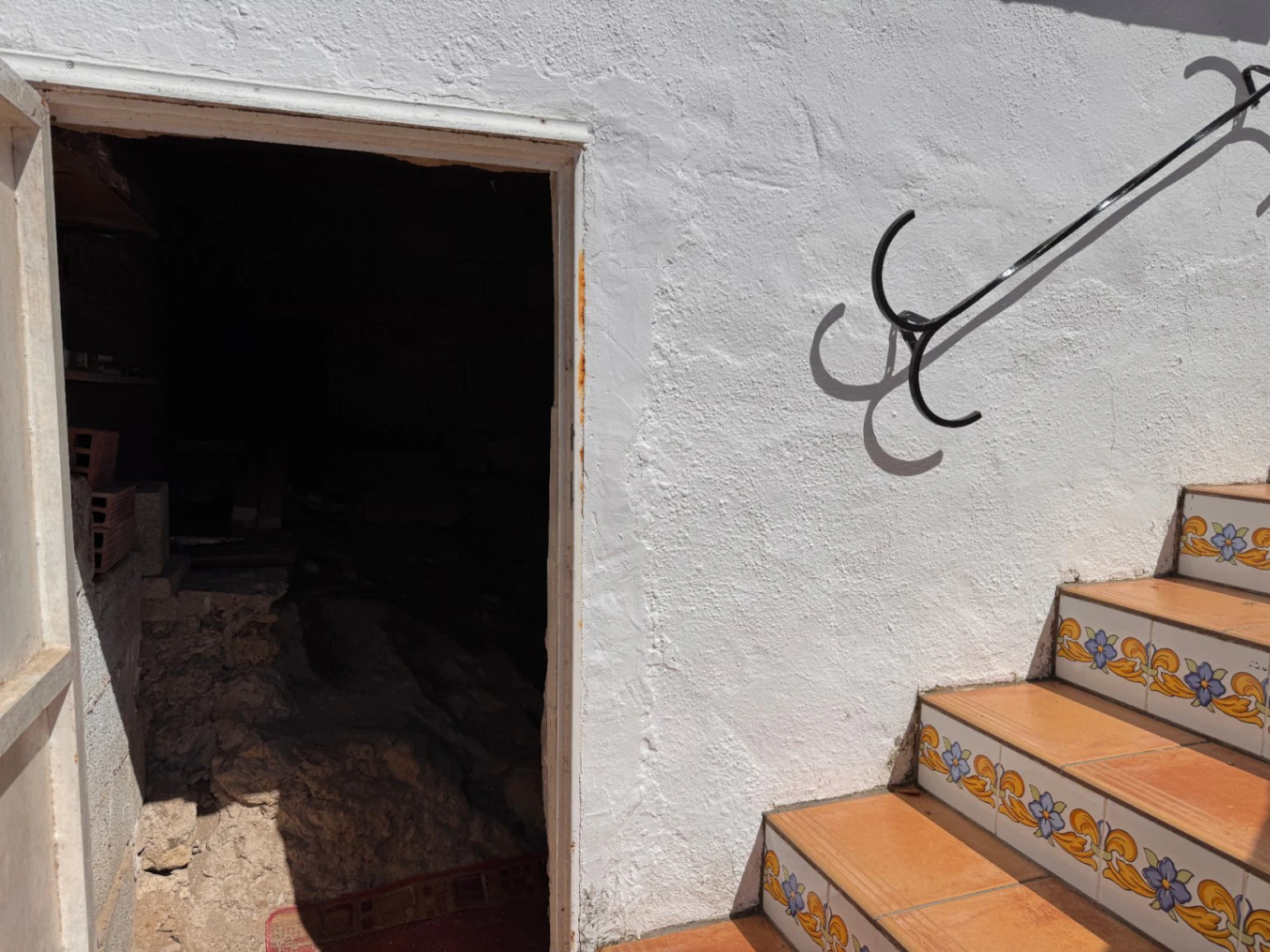 B1496 - Chalet semiadosado con vistas panorámicas y piscina comunitaria en Benitachell, cerca de Moraira