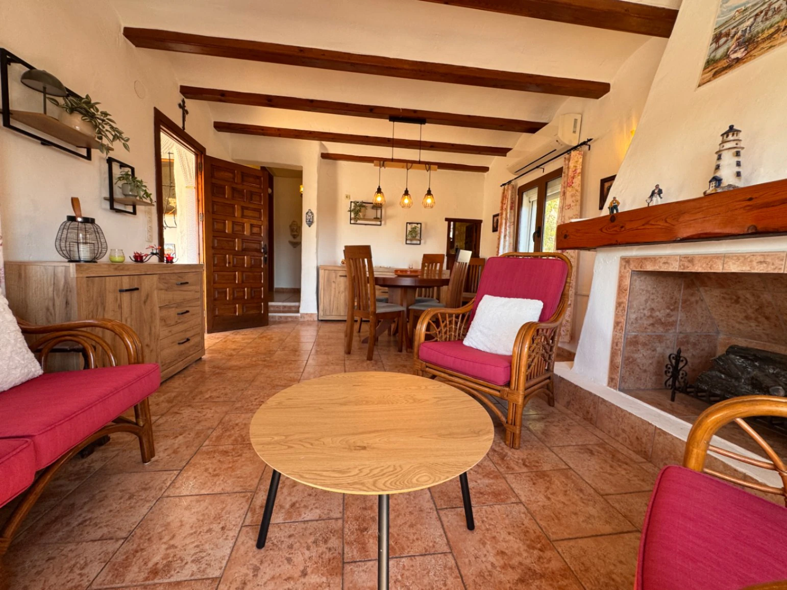 B1496 - Chalet semiadosado con vistas panorámicas y piscina comunitaria en Benitachell, cerca de Moraira