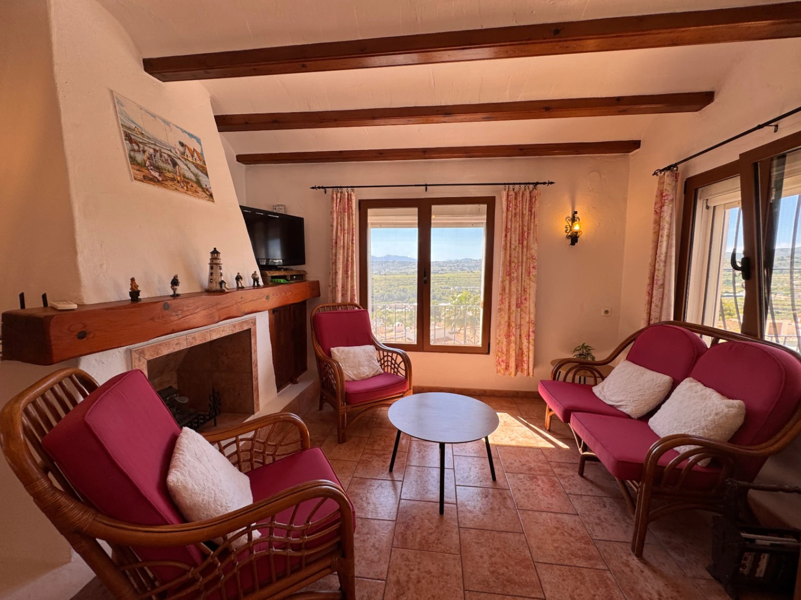 B1496 - Chalet semiadosado con vistas panorámicas y piscina comunitaria en Benitachell, cerca de Moraira