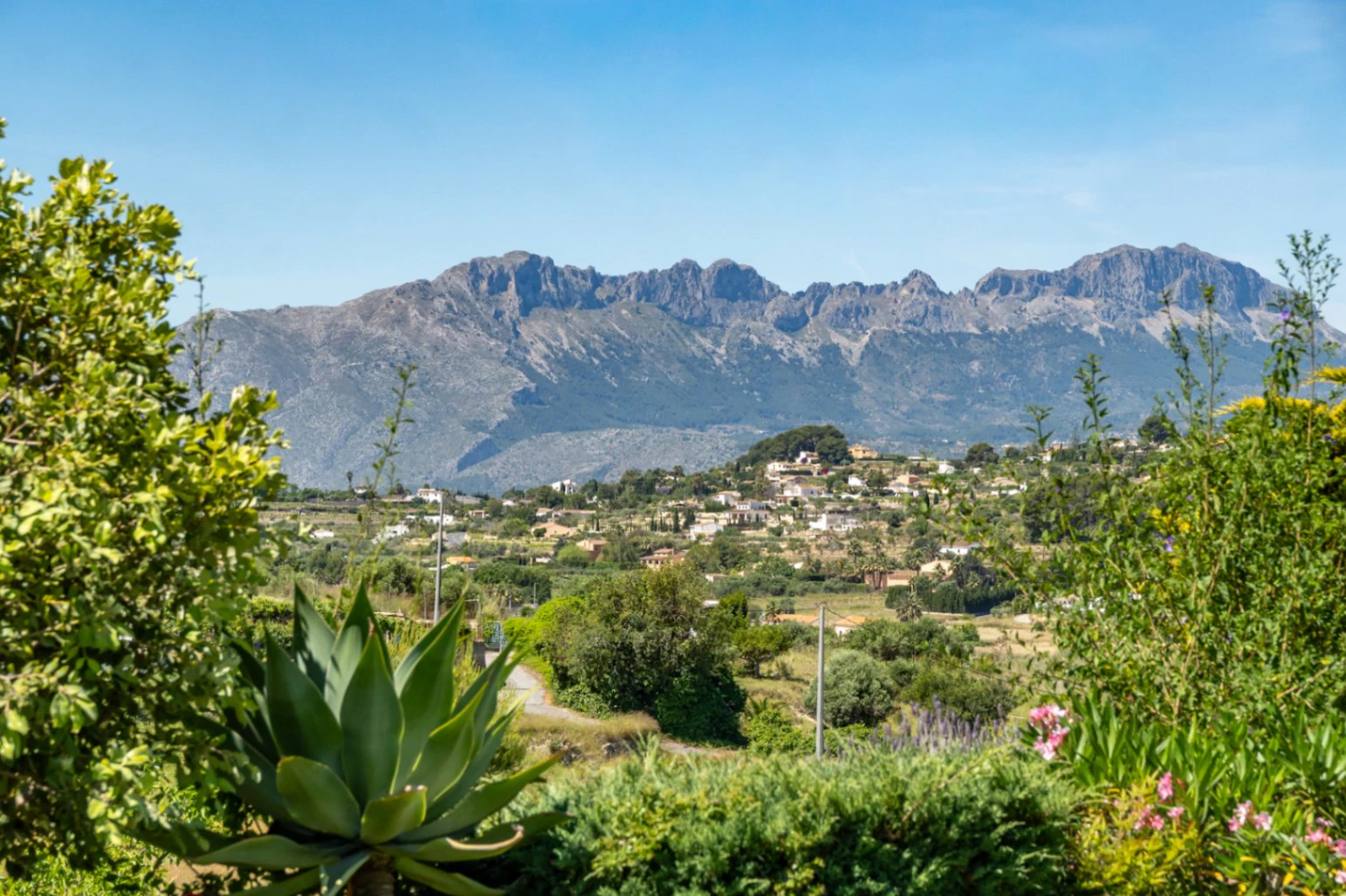 Exclusive Renovated Stone Country Finca with Character, Modern Interior and Pool in Benissa – Costa Blanca