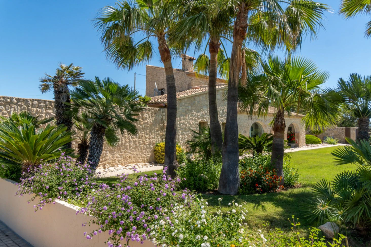Exclusive Renovated Stone Country Finca with Character, Modern Interior and Pool in Benissa – Costa Blanca