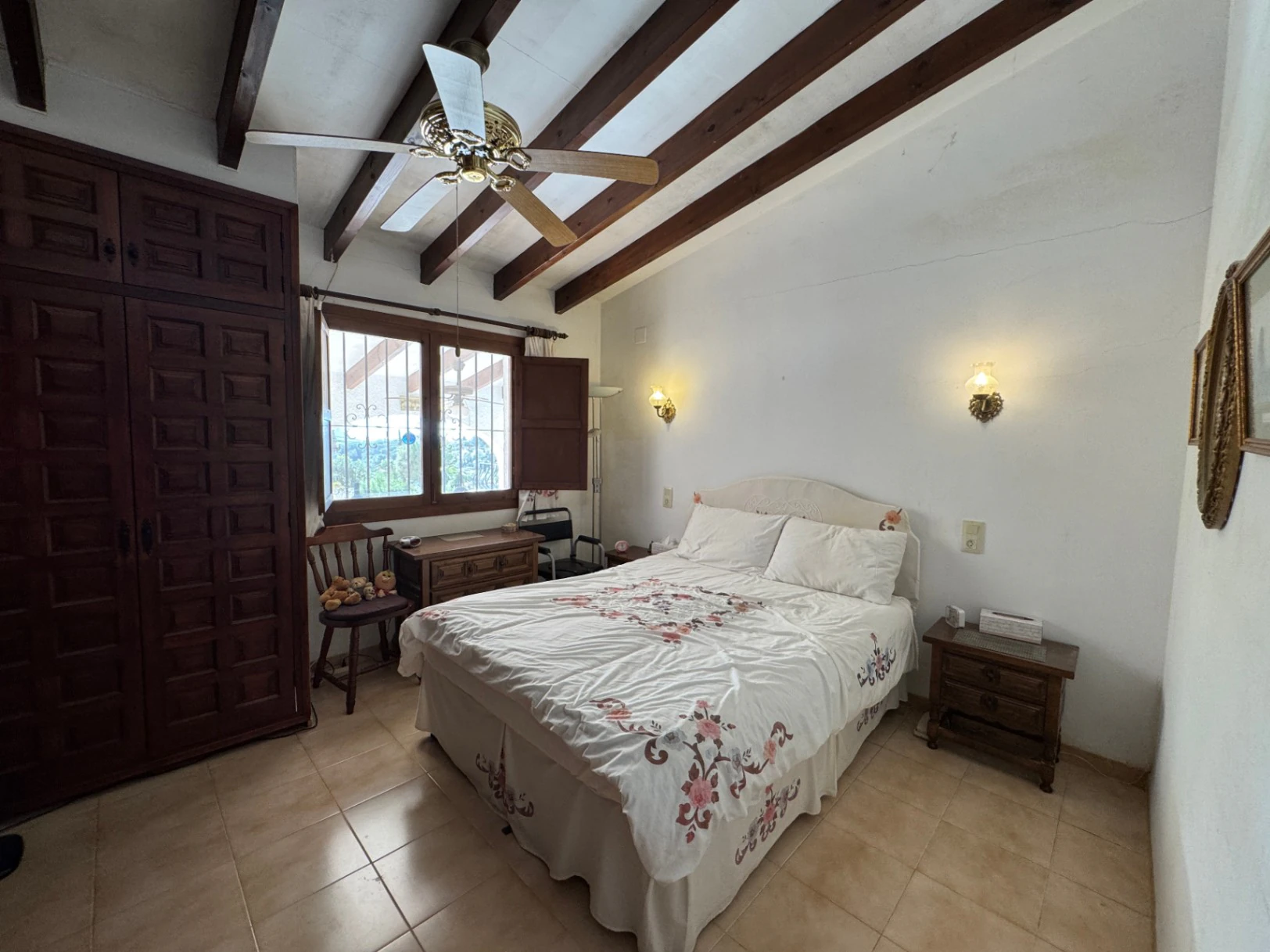 CH3392 - Villa de 3 Dormitorios entre Moraira y Benissa con Vistas al Mar para Reformar
