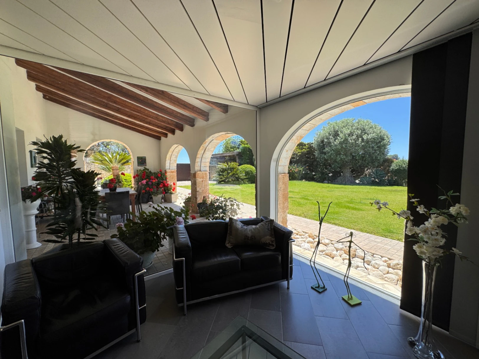 F0211 - Exklusive Stein-Finca mit Charakter, modernem Interieur und Pool in Benissa – Costa Blanca