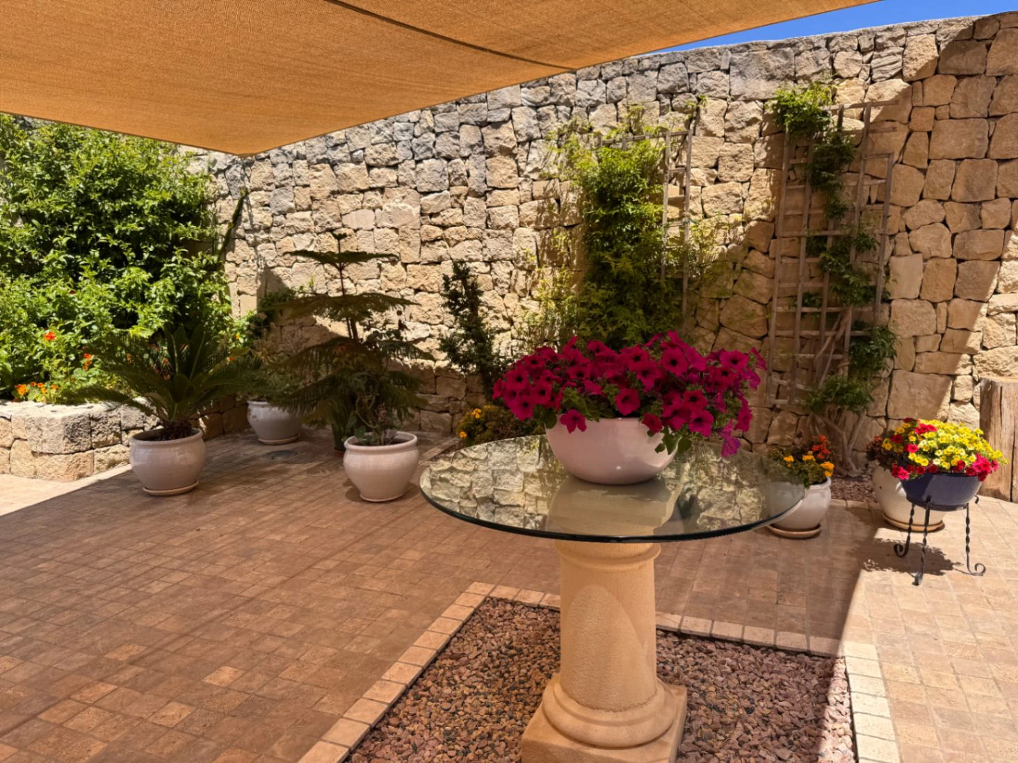 F0211 - Exklusive Stein-Finca mit Charakter, modernem Interieur und Pool in Benissa – Costa Blanca