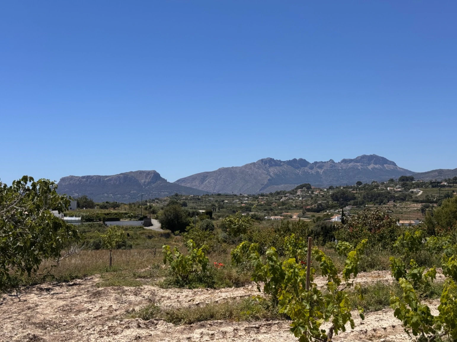 F0211 - Exklusive Stein-Finca mit Charakter, modernem Interieur und Pool in Benissa – Costa Blanca