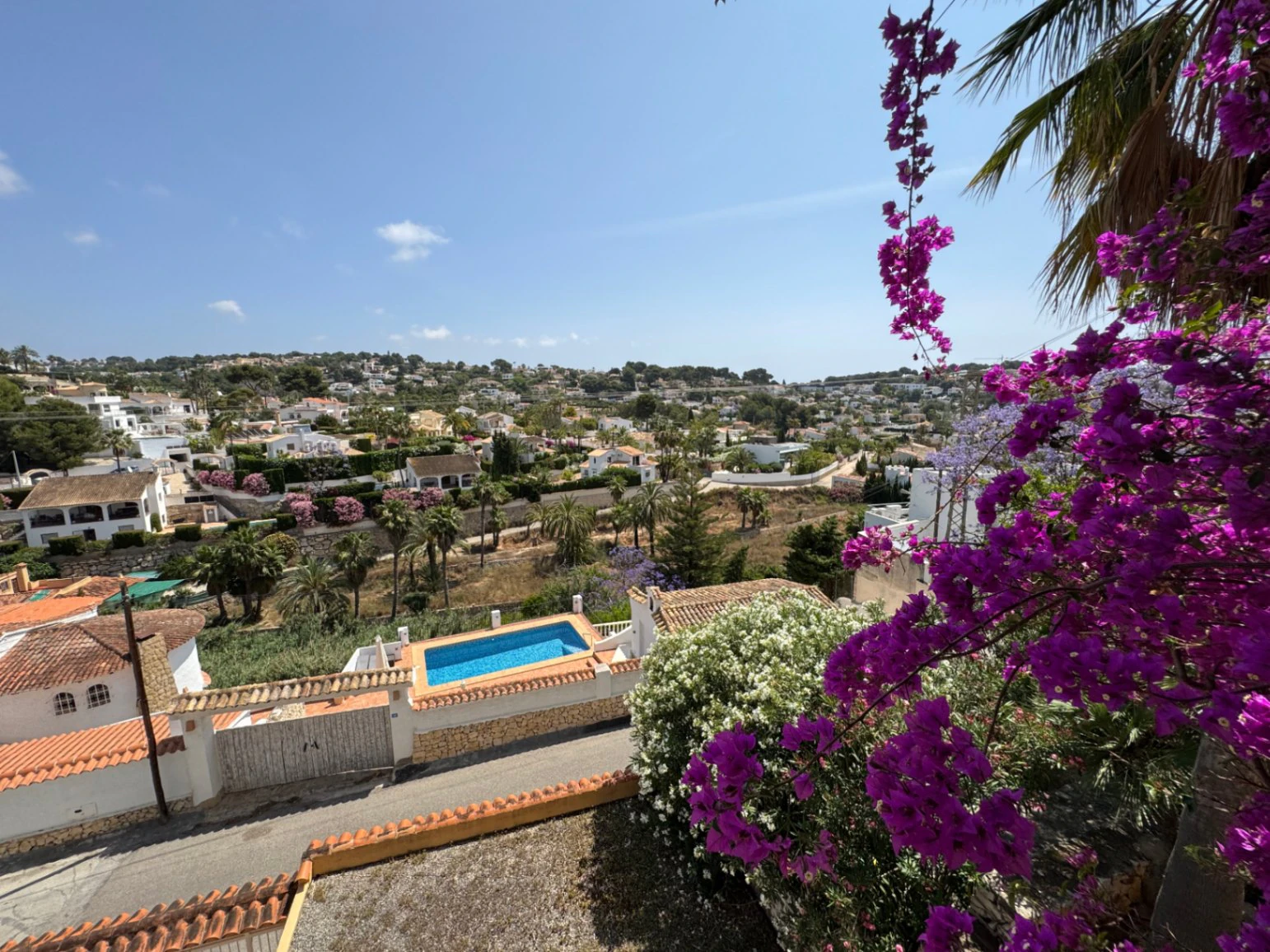 Villa in Benissa-Costa met mooi zeezicht en op 700 m van Cala Baladrar