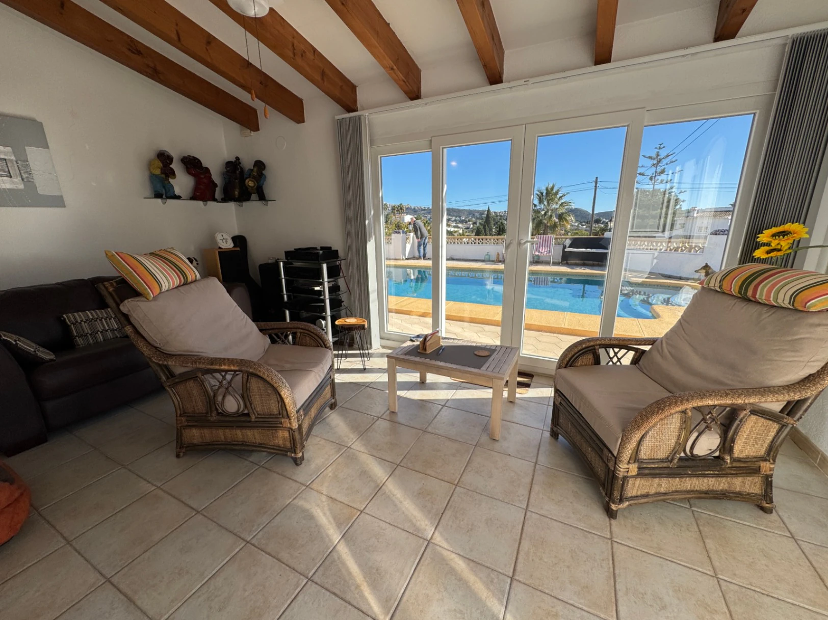 CH3390 - Villa zum Verkauf in Moraira mit Pool, freiem Blick und Privatsphäre