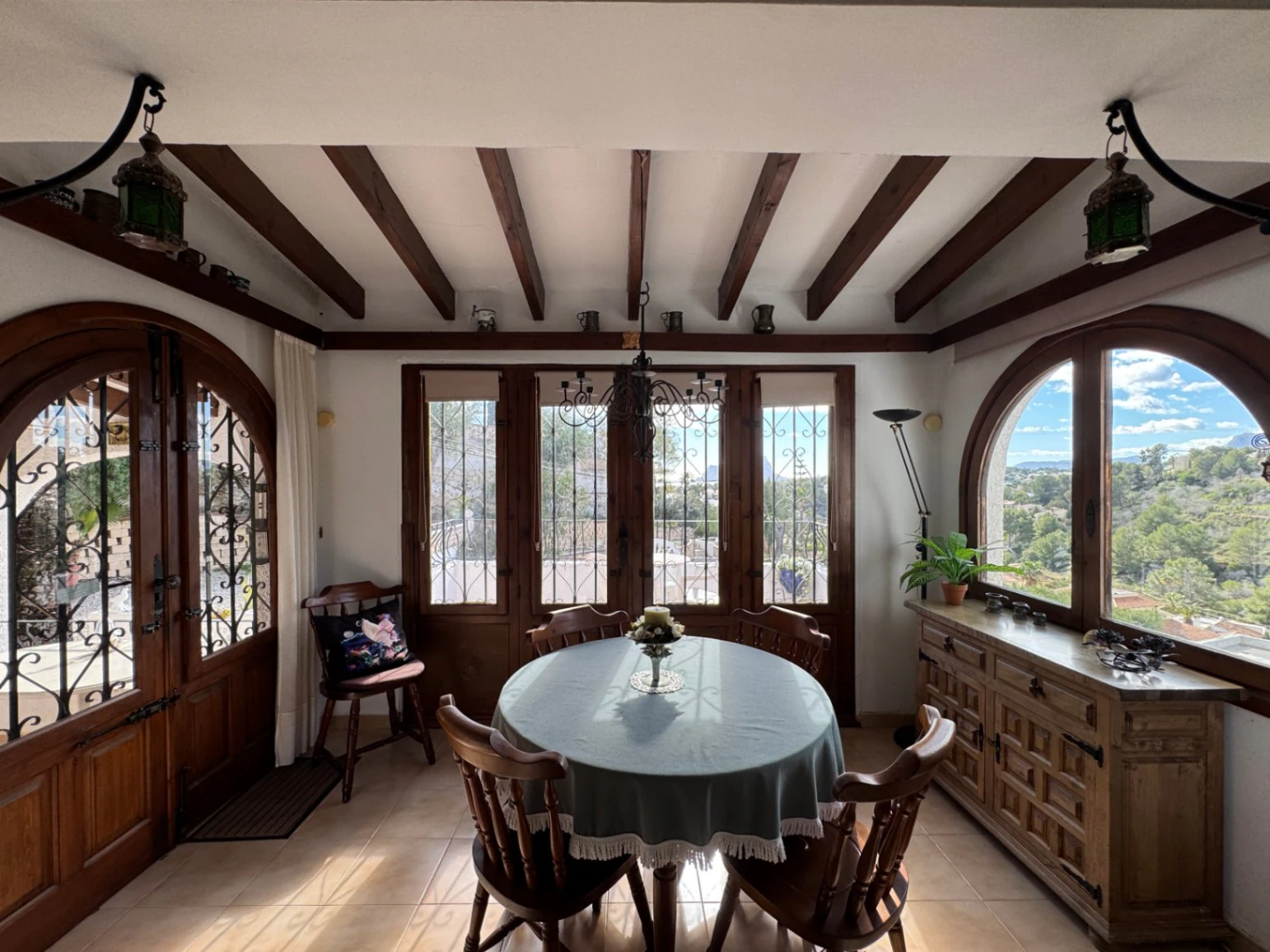 CH3392 - 3-Bedroom Villa between Moraira and Benissa with Sea Views for Renovation