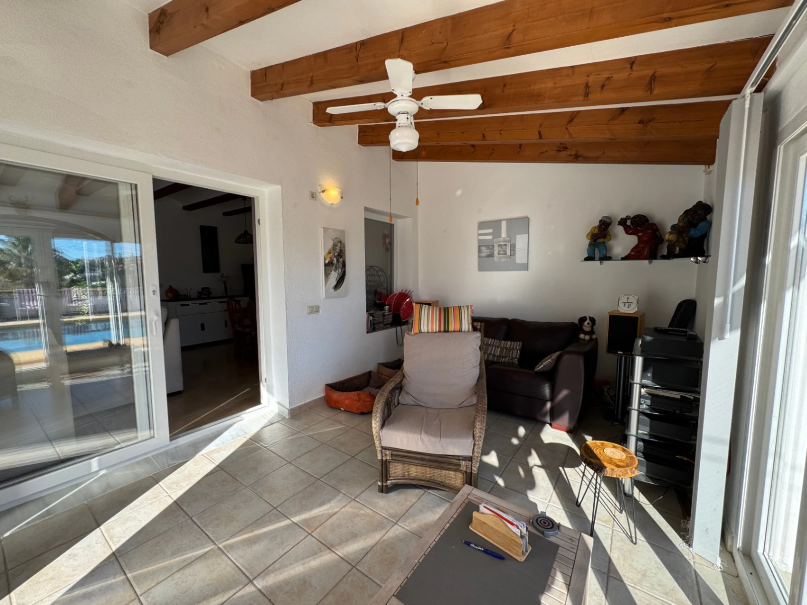 CH3390 - Villa zum Verkauf in Moraira mit Pool, freiem Blick und Privatsphäre