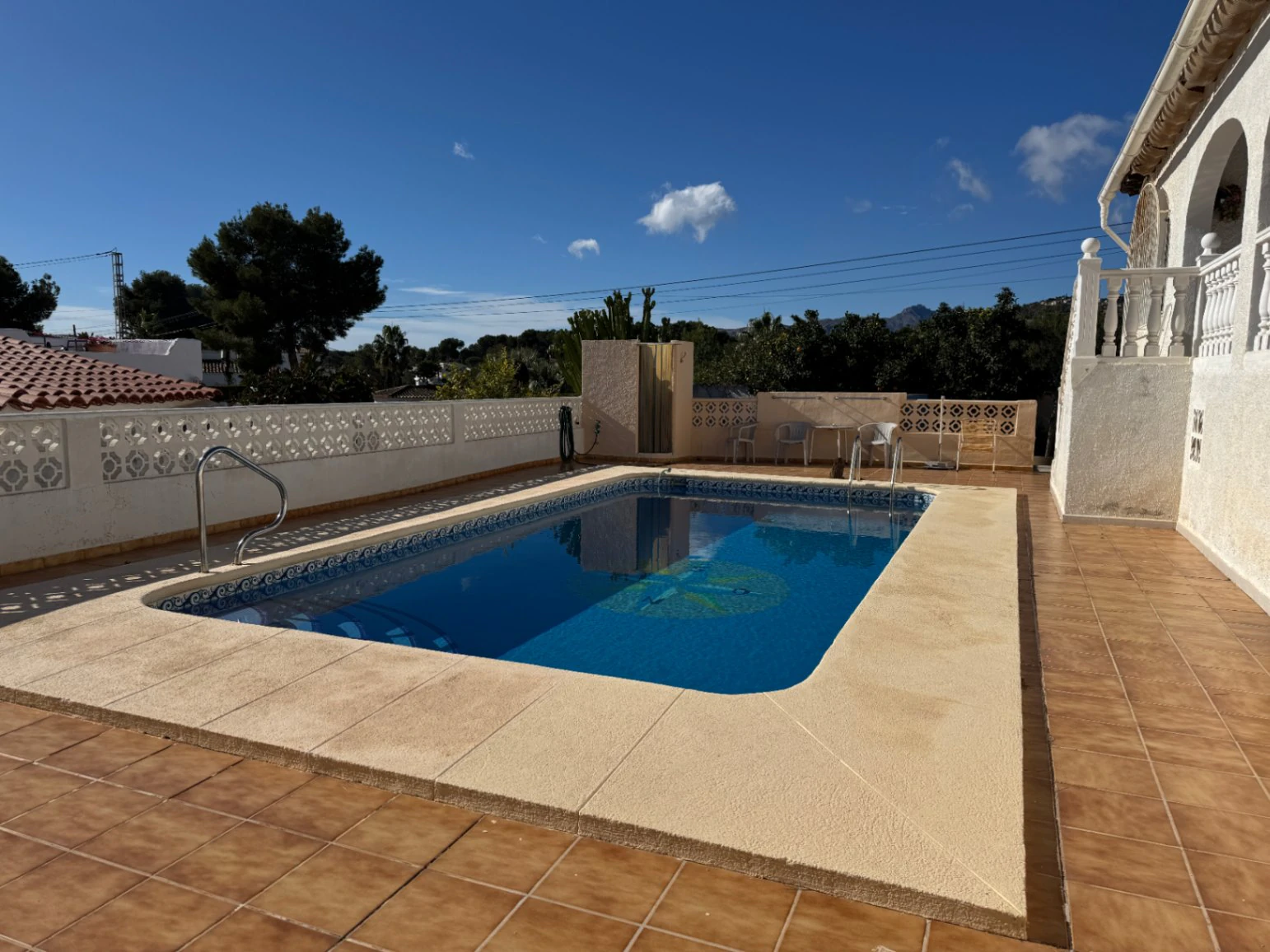 CH3374 - 2 Häuser in 1 – Villa mit Meerblick in Benissa-Costa