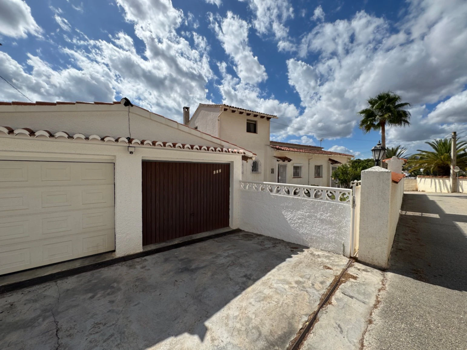 CH3374 - 2 Häuser in 1 – Villa mit Meerblick in Benissa-Costa