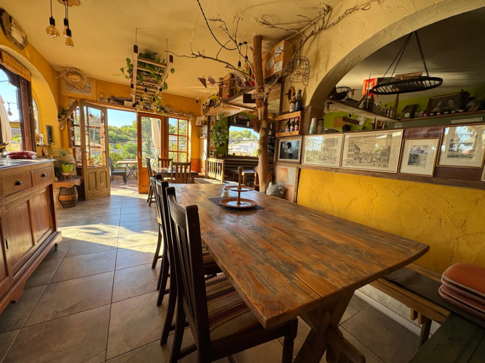 CH3372 - Property with conversion potential into a villa near shops, golf, and coves in Moraira – Benissa Costa